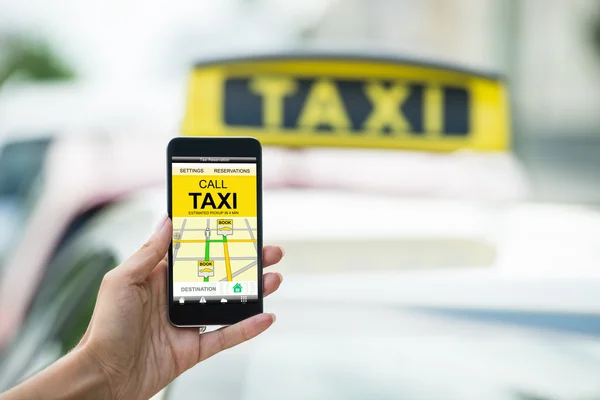 Как быстро заказать такси через приложение