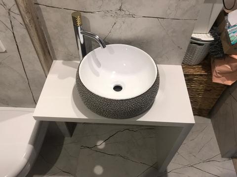 Искусственный камень в интерьере: современные решения для стильного и практичного дома