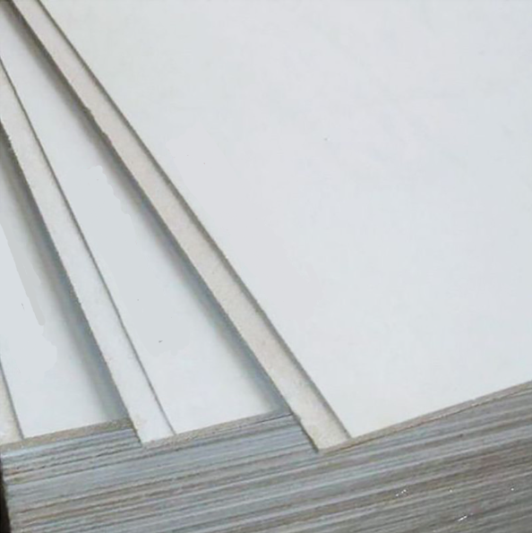 СМЛ и керамическая плитка: подготовка поверхности и выбор клея