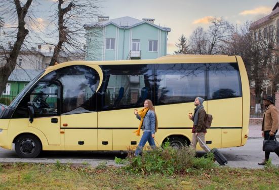 Дальняя поездка на автобусе: как подготовиться и сэкономить