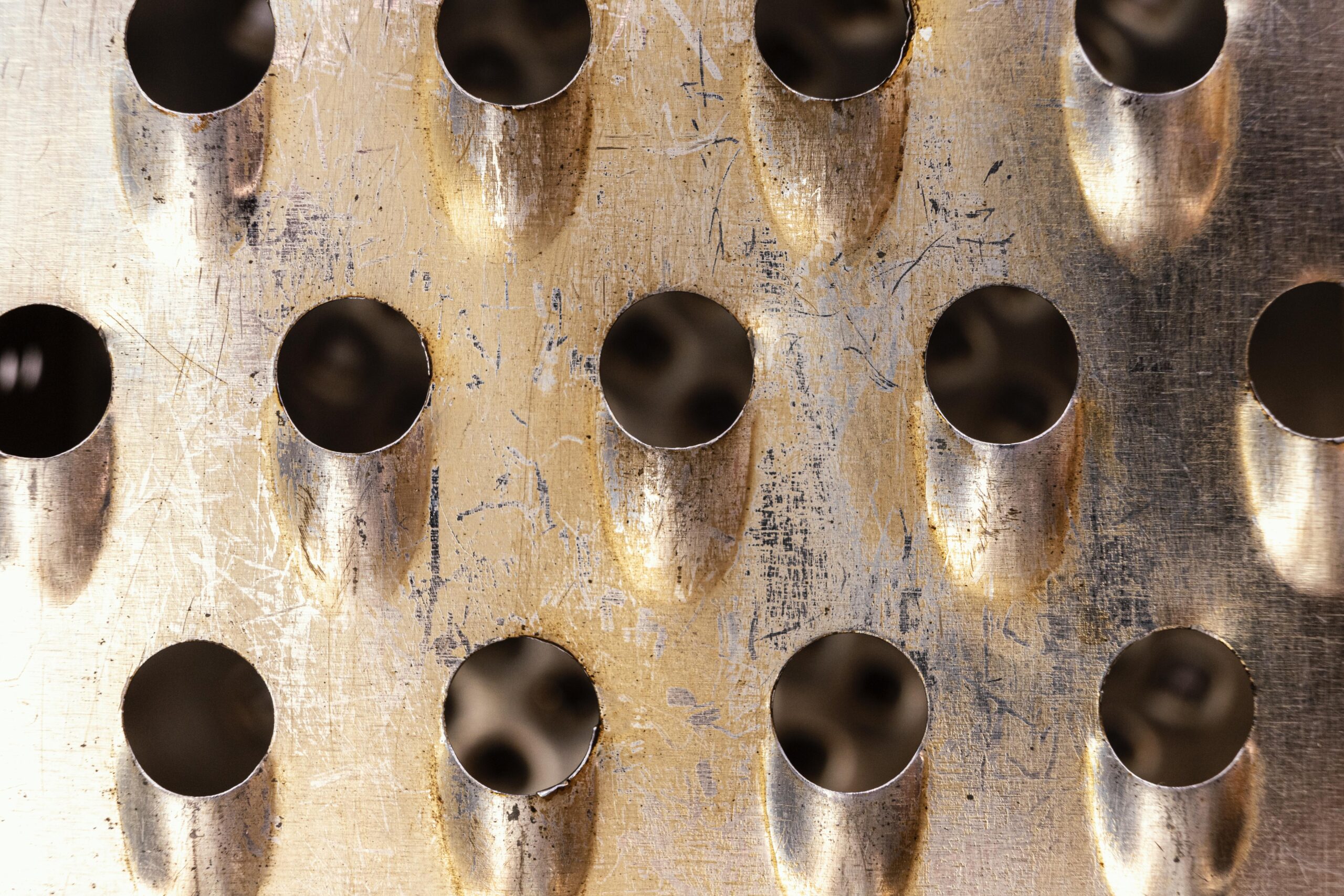 Твёрдосплавные резьбовые пластины и резьбофрезы: ключевые компоненты точного производства